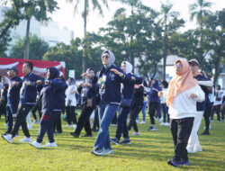 Ketua DPRD Provinsi Sumatera Selatan Mengikuti Kegiatan Jalan Santai dan Senam Bersama untuk Memperingati Hari Jadi Provinsi Sumatera Selatan ke-78